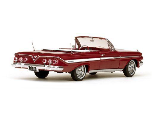 1961 Chevrolet Impala Open Convertible - Escala 1:18 - Sun